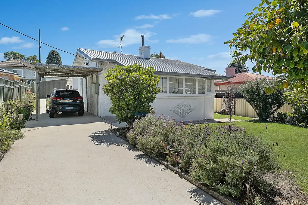 11 Lemnos Street, Lithgow, NSW 2790