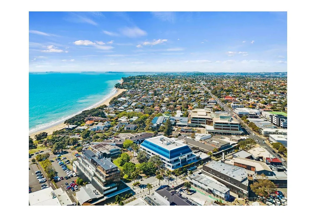 Takapuna STUNNING FULL-FLOOR OFFICE
