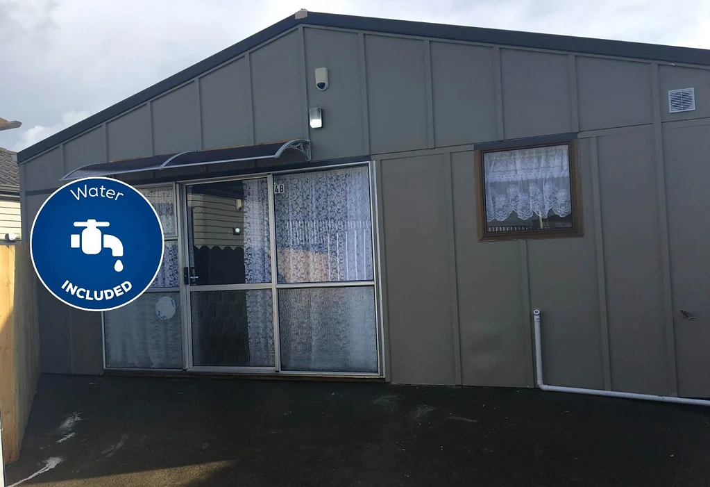 Convenient Two-Bedroom Unit in Manurewa  Wate...