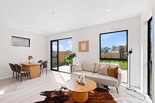 4C Mahogany Street, Westgate, Waitakere City