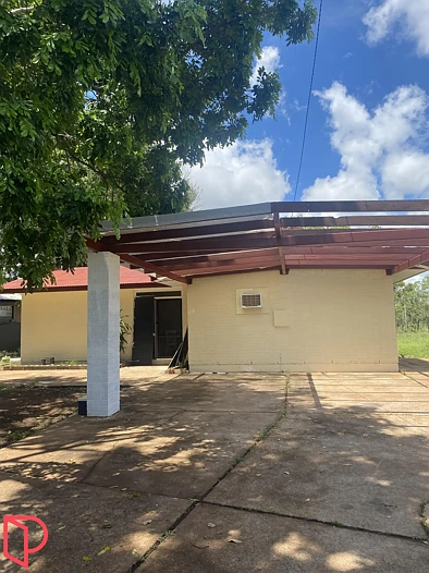 Katherine East 3Moenga 1140 m2 Land Lovers Look here