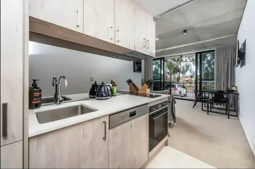 Fully Furnished One-Bedroom Apartment in the Heart of Kingston
