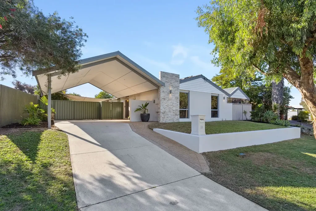 23 Pacific Way, Beldon, WA 6027