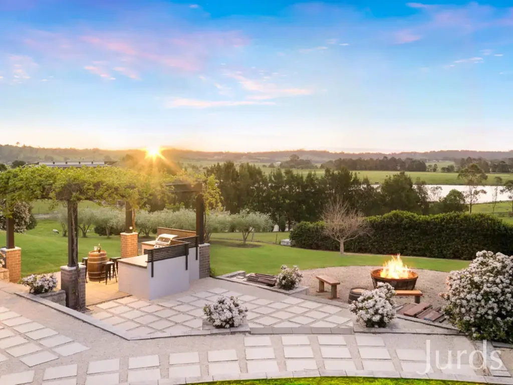 Lochinvar 6房  A Lifestyle to Love in Lochinvar