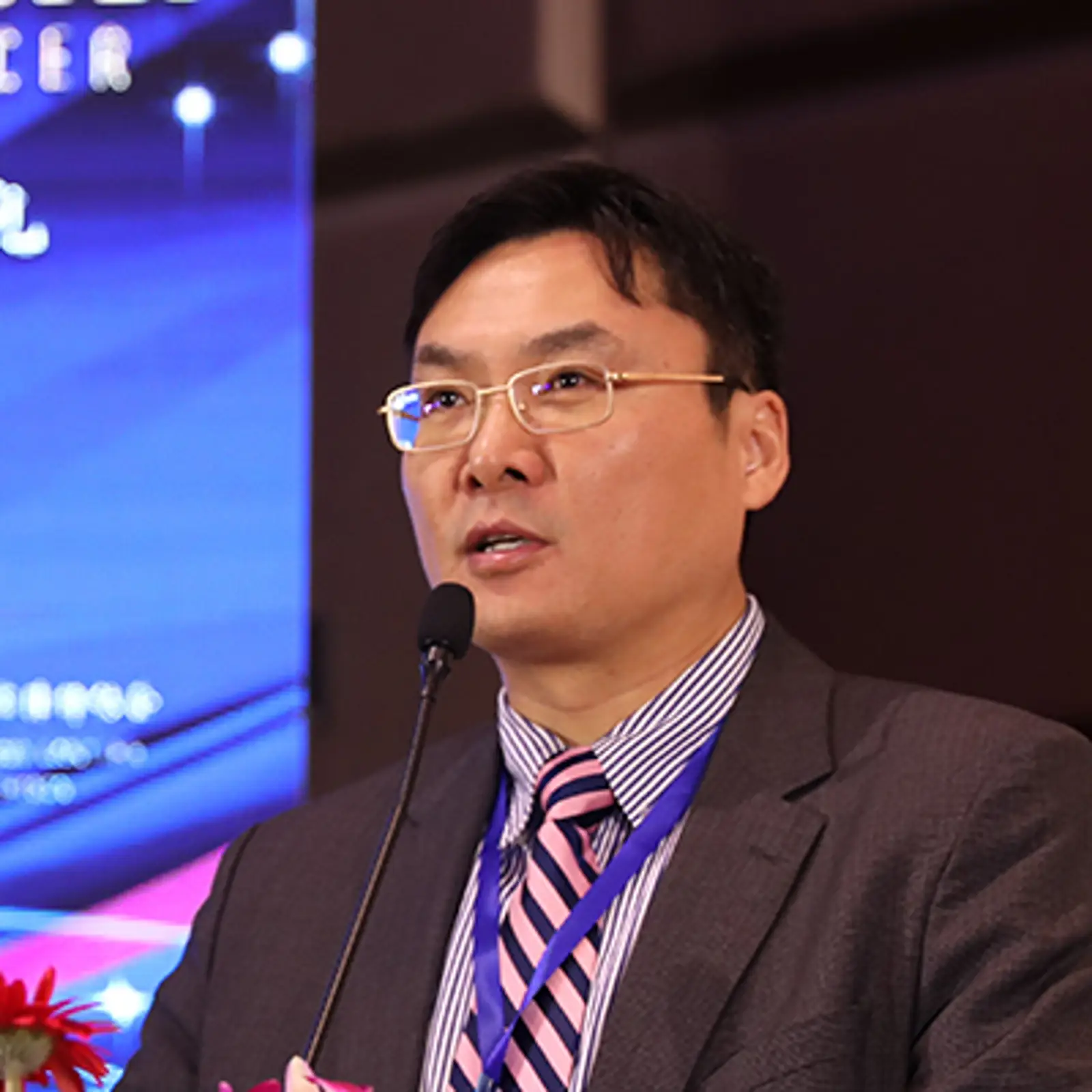 上市公司高管涉嫌性侵养女后续：杰瑞集团与鲍毓明解除劳动合同