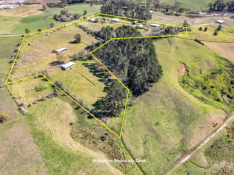 Paerata 4房  Endless potential with stunning rural outlook