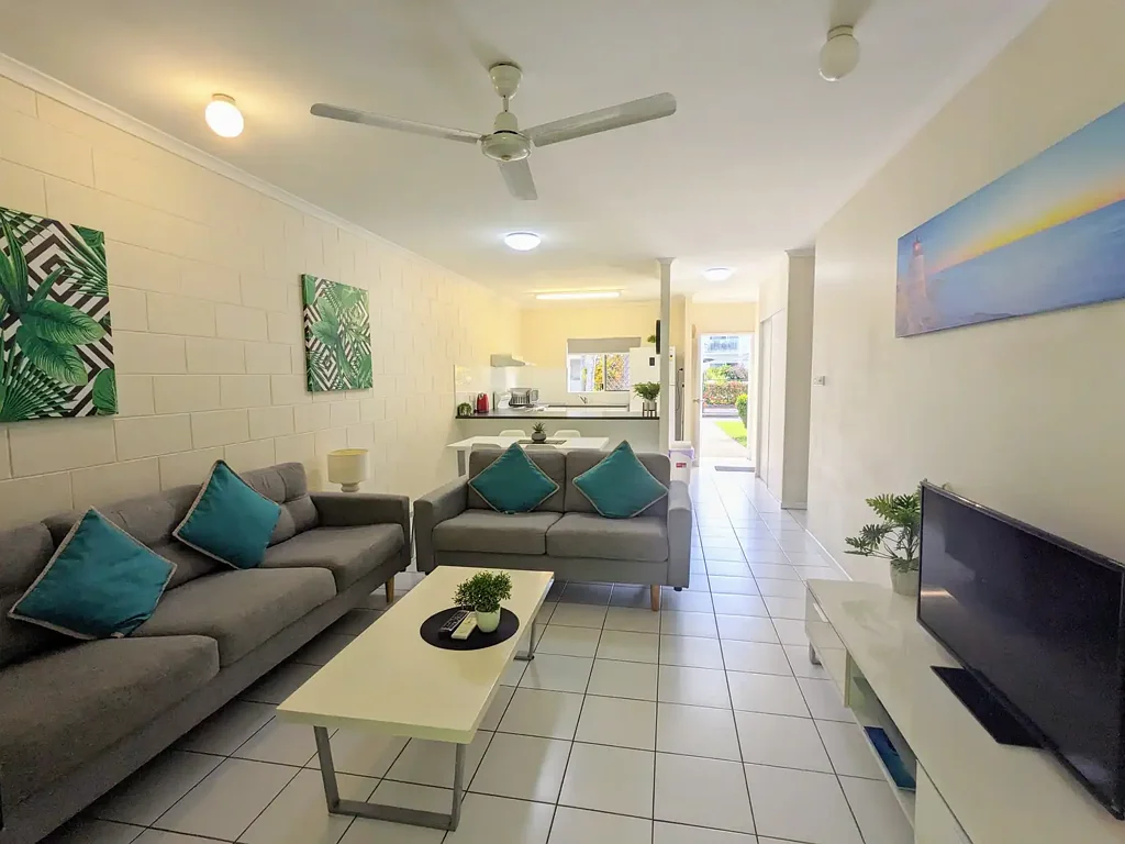 NEAT AND TIDY UNIT IN TI TREE RESORT