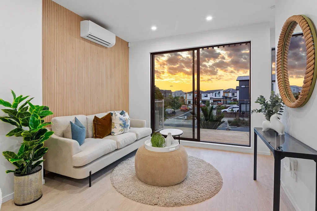 Hobsonville 3房 早鸟特惠，抢先入手！七套全新城市屋，兼具建筑美学与巧妙设计，近早教中心，优质学区！ Modern Life, Perfect Price, Urban Vibe