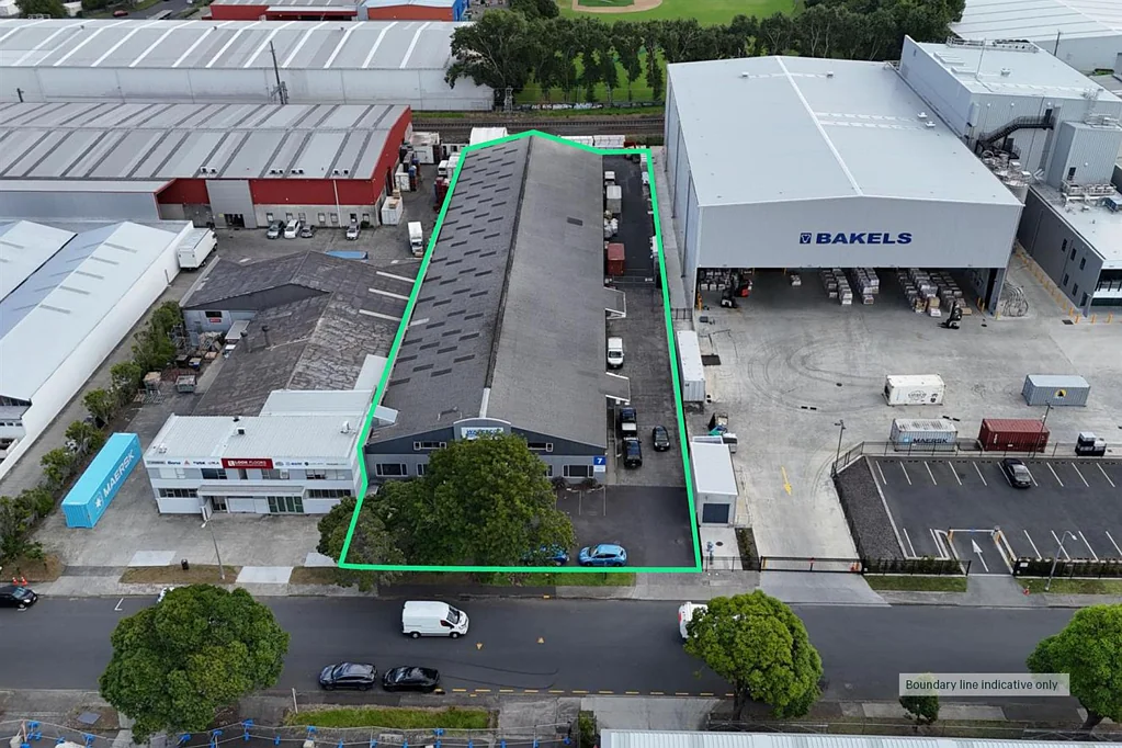 Penrose CBRE | 2,500sqm Penrose Industrial