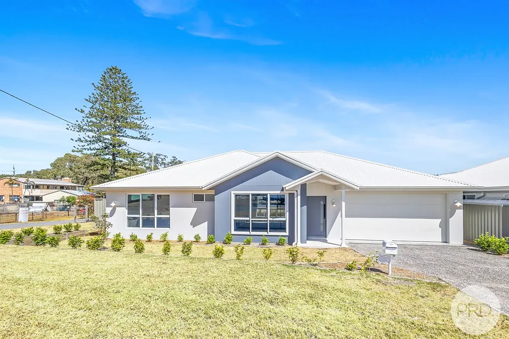 126 Old Main Road, Anna Bay, NSW 2316
