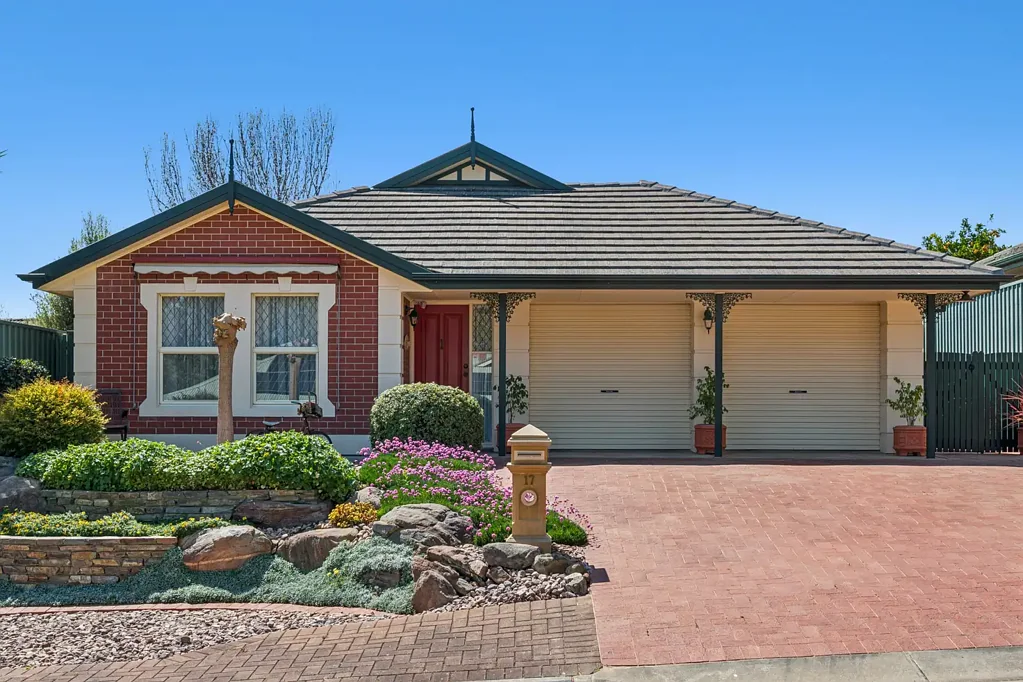 Happy Valley 3ਬੈੱਡਰੂਮ Classic Charm, Spacious Living and Easy Entertaining
