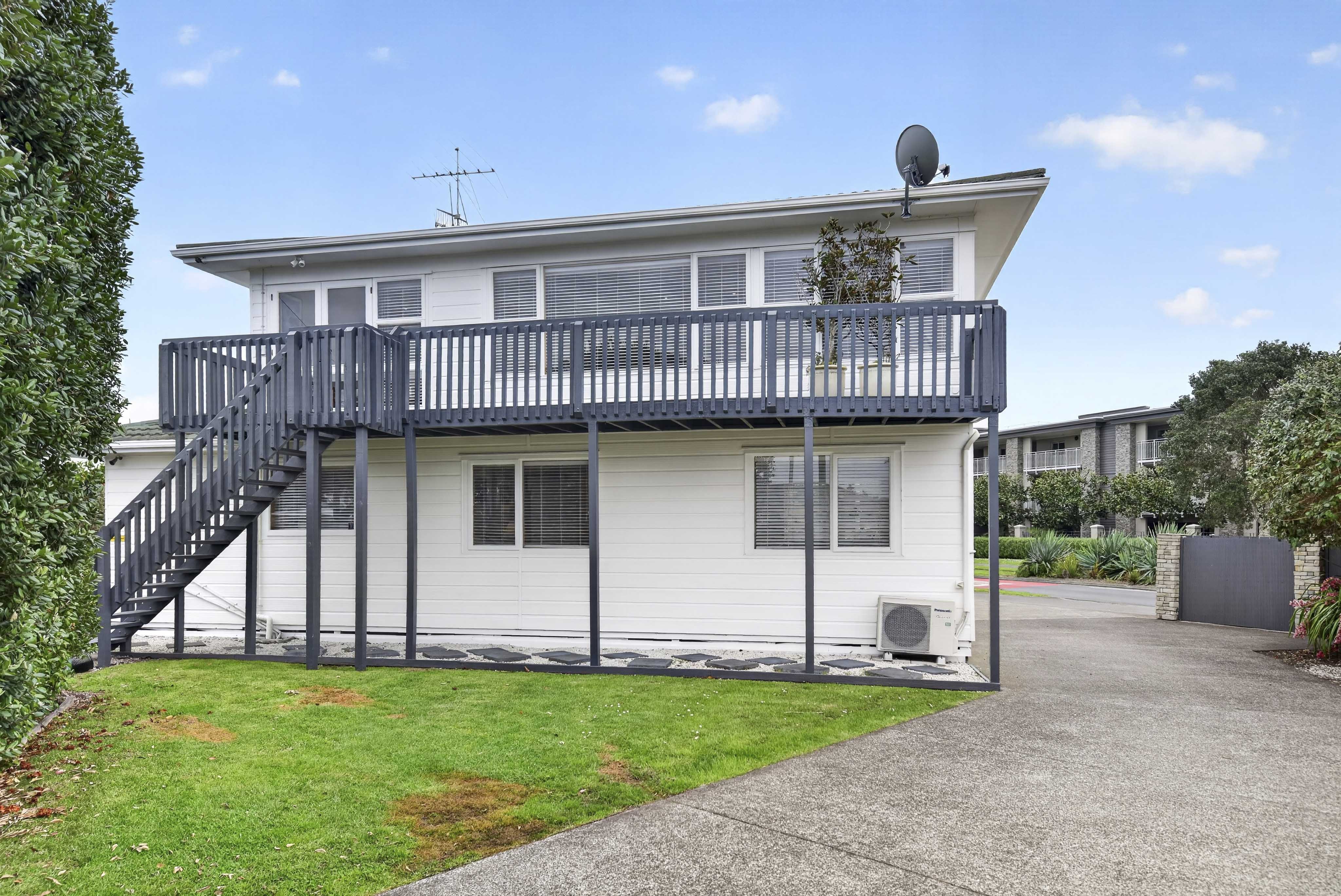 250 Centreway Road, Orewa, photo 5