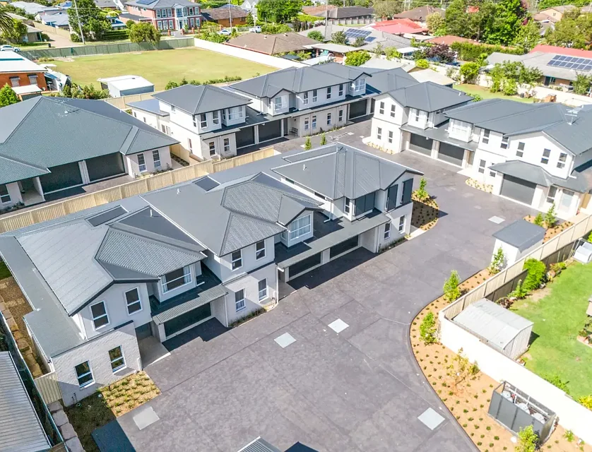 319 Great Western Highway, Emu Plains, Outer Western Sydney, 3 Bedrooms, 2 Bathrooms, Townhouse
