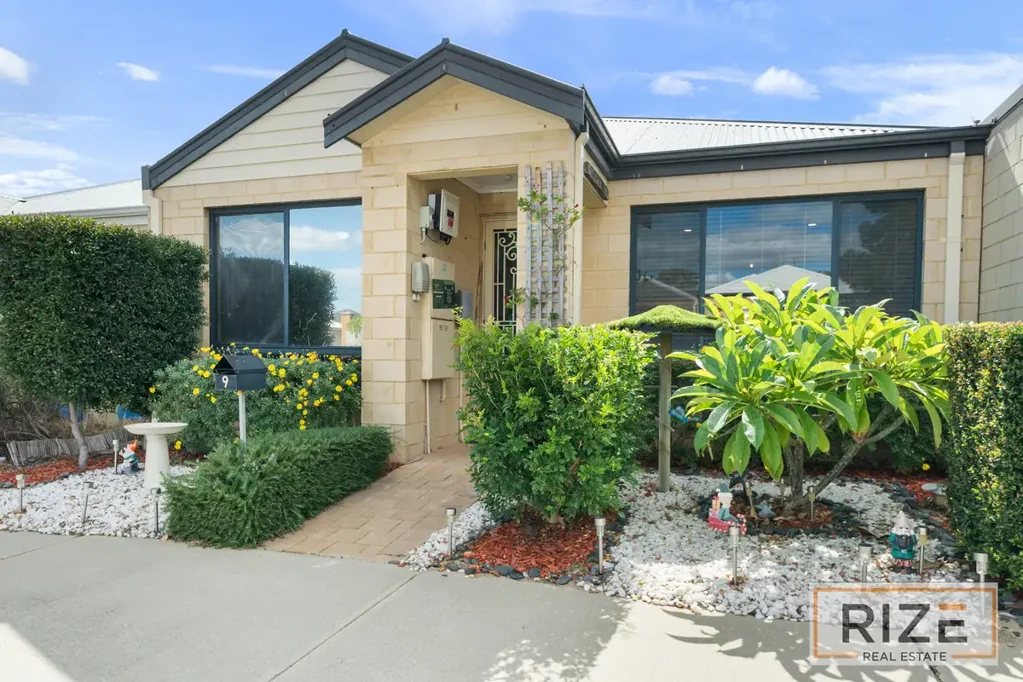 Banksia Grove 3Kwarto UNDER OFFER - 3x2 Easy-Care Home in quiet location