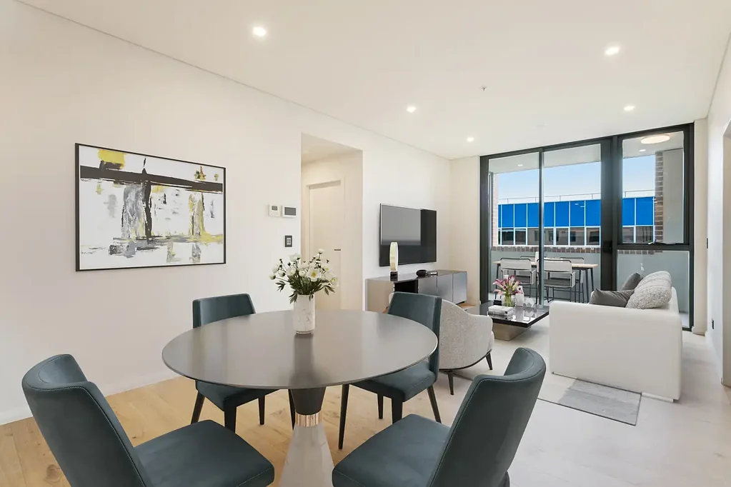 Unfurnished two-bedrooms apartment in Zetland - 1 WEEK RENT FREE