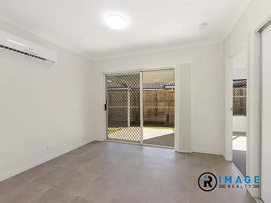 1 & 2/9 Barkala Avenue, Loganlea, QLD 4131, 6房, 4浴, Apartment
