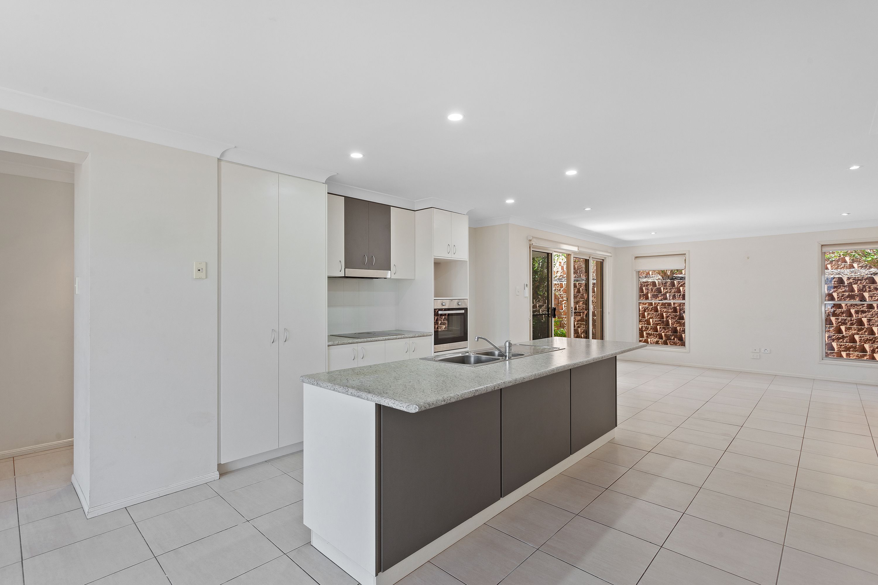 HANDLEY PLACE 155 HANDLEY ST, DARLING HEIGHTS QLD 4350, 0 Schlafzimmer, 0 Badezimmer, Unit