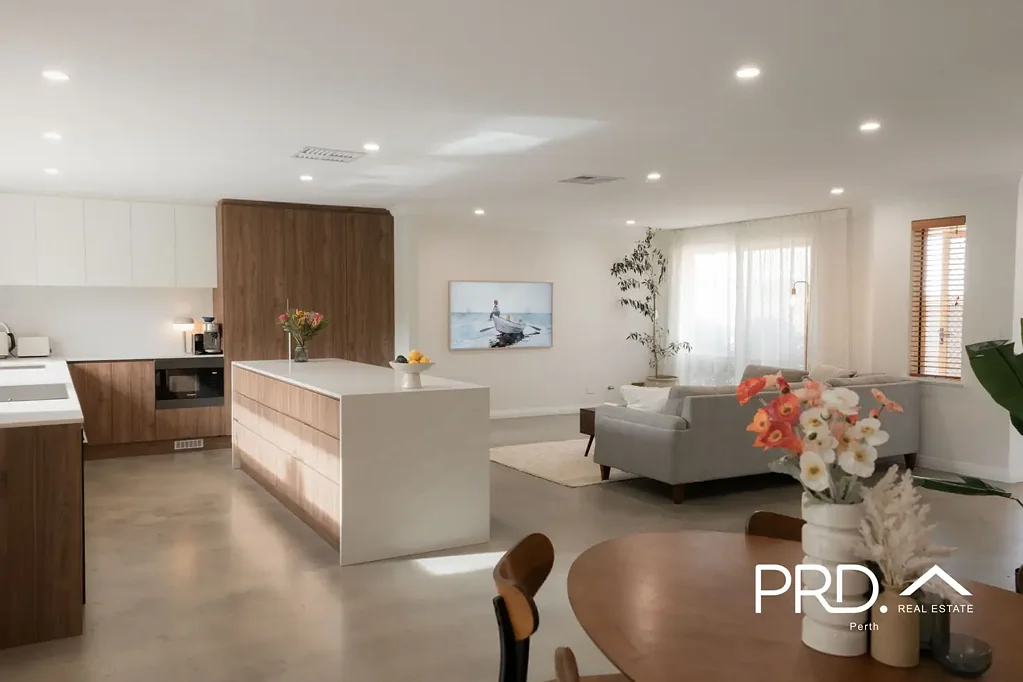 Manning 3침실 Renovated Family Home in Prime Manning Location
