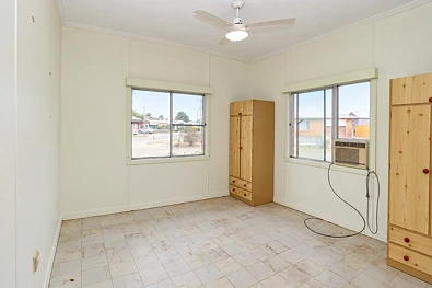 Kwarto - 81 Drysdale Street, Brandon, QLD 4808