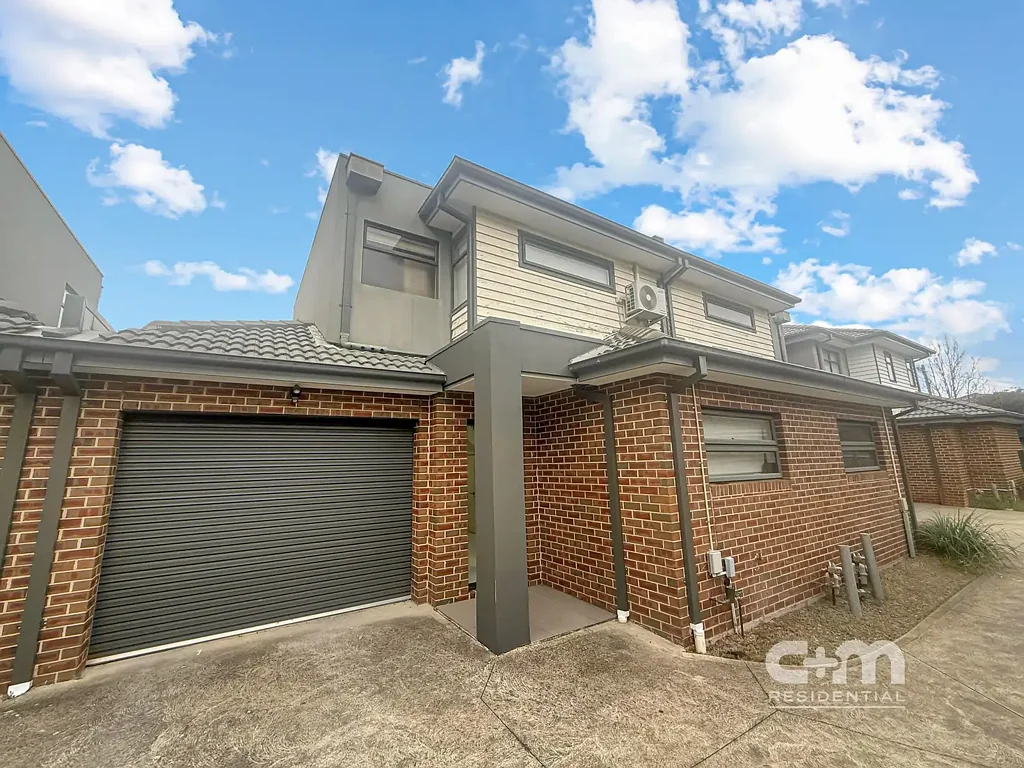 Spacious & Well-Appointed 2-Bedroom Townhouse