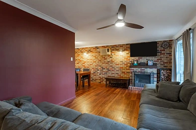 70 Beeston Drive, Fernvale, QLD 4306, 3 phòng ngủ, 1 phòng tắm, House