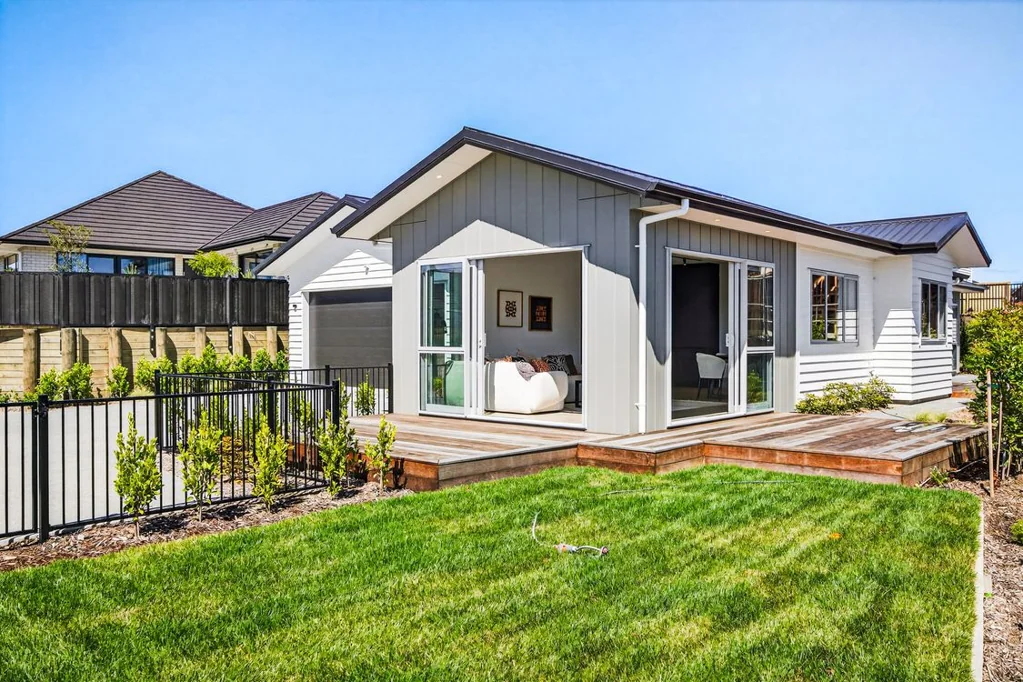 Milldale 5 Bedroom Five Bedrooms, 240m² — Exceptional Quality, Great Value