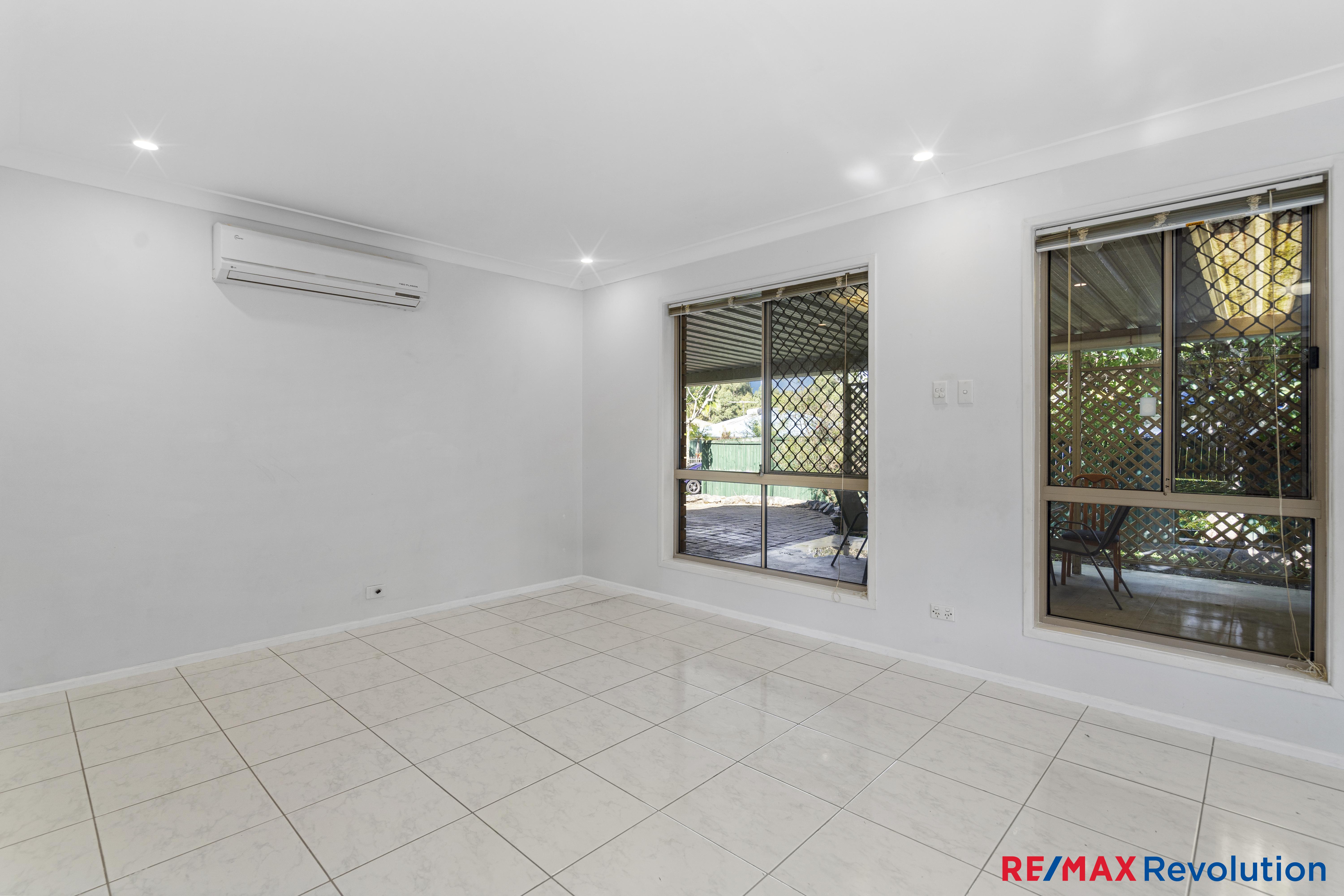 15 MANHATTAN DR, EAGLEBY QLD 4207, 0 rūma, 0 rūma horoi, House