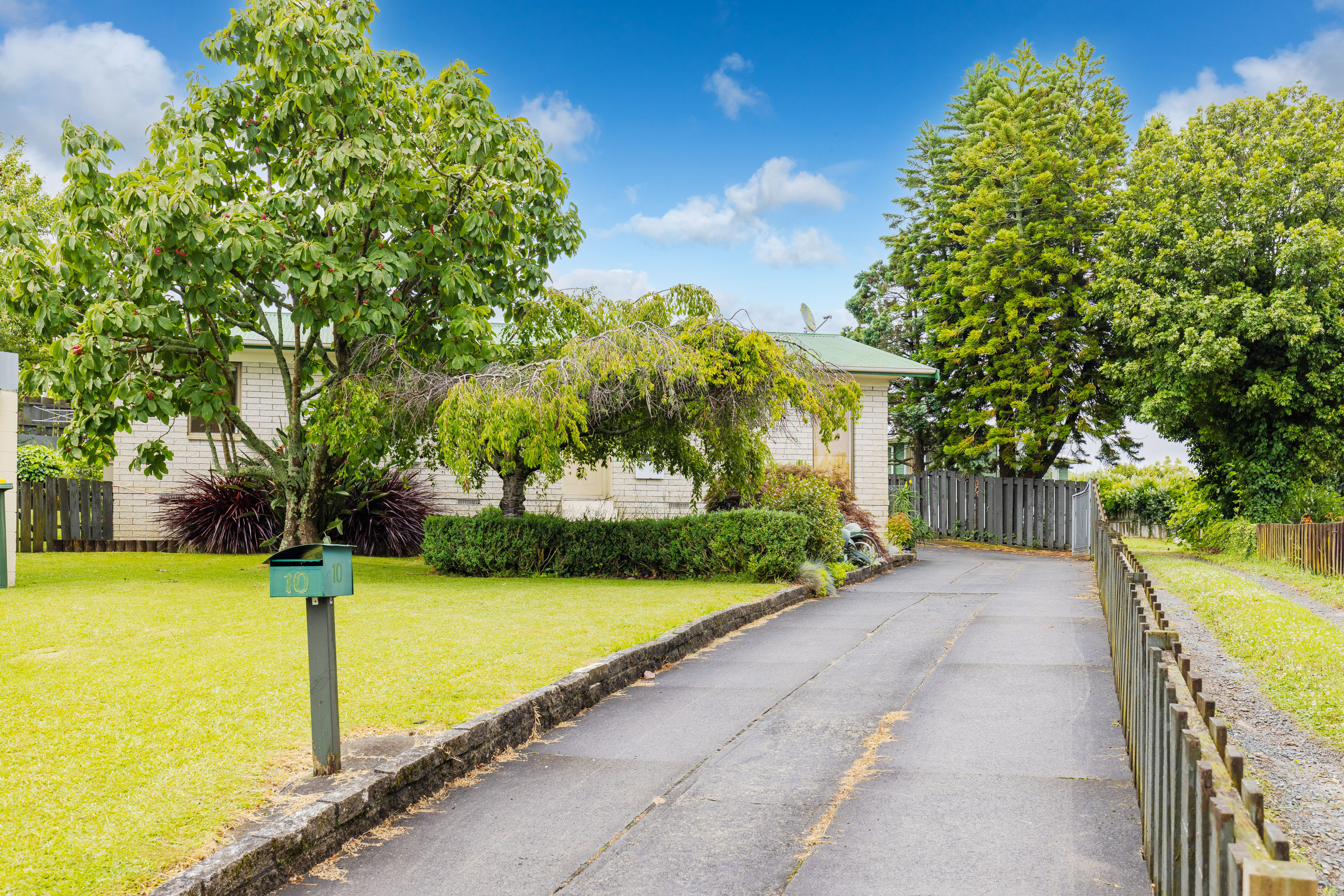 10 Norfolk Place, Pukete, Hamilton, 3 rūma, 1 rūma horoi