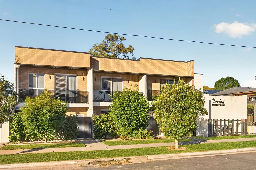 Girraween 3房 Girraween Public School学区内的双主卧多功能性与朝北采光生活 DUAL-MASTER VERSATILITY AND NORTH-FACING LIVING IN GIRRAWEEN PUBLIC SCHOOL CATCHMENT