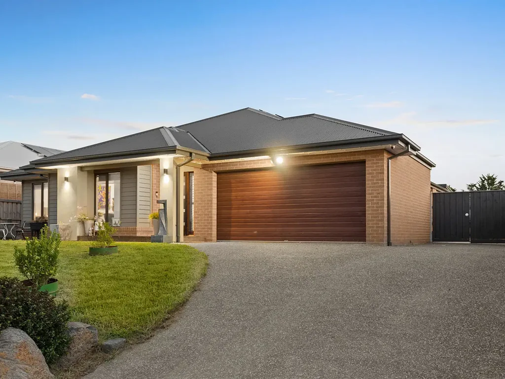 Space, Storage & Lifestyle in the Heart of Tooradin