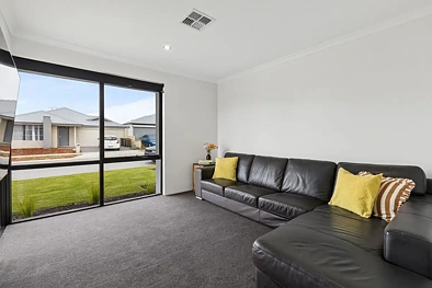 客厅 - 10 Chrysler Approach, Yanchep, WA 6035