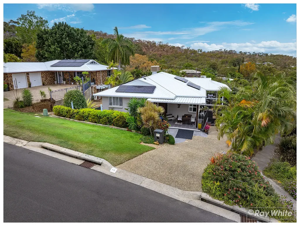 Frenchville 5Kwarto Elevated Living with Breathtaking Rockhampton Views