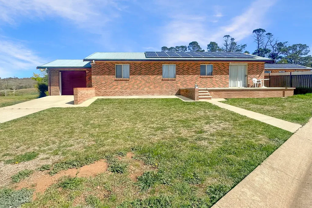 11 Berrivilla Close, Berridale, NSW 2628