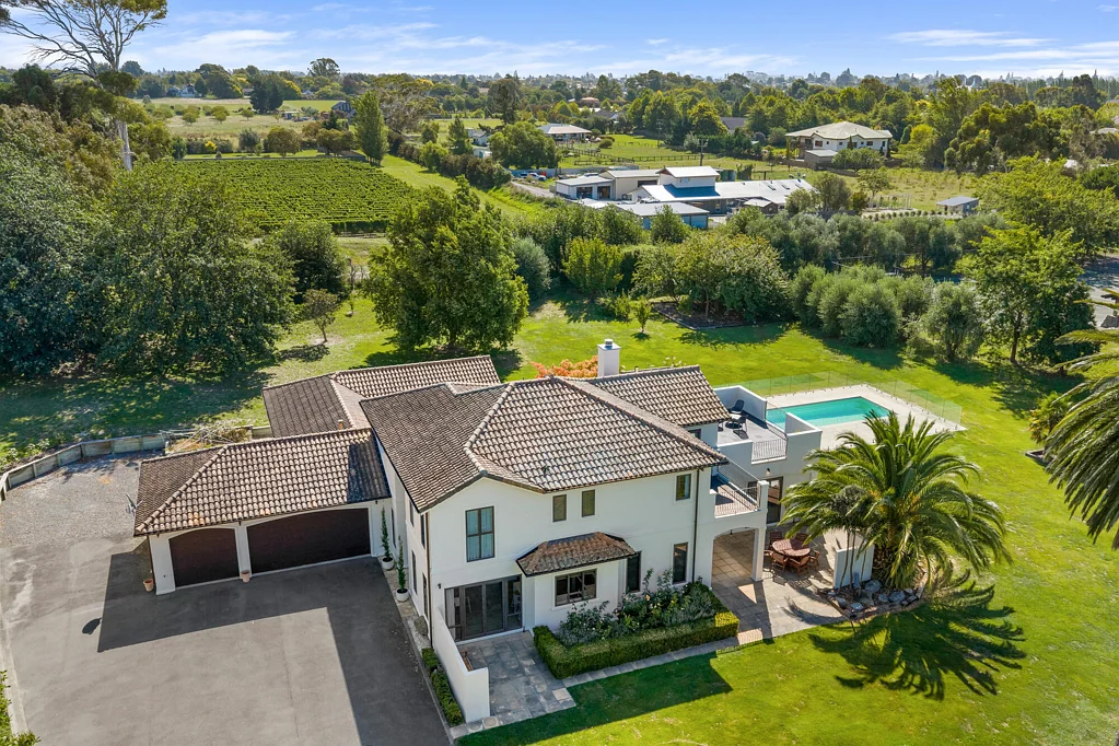 Riverlands 5침실 Private luxury living with proven BnB returns