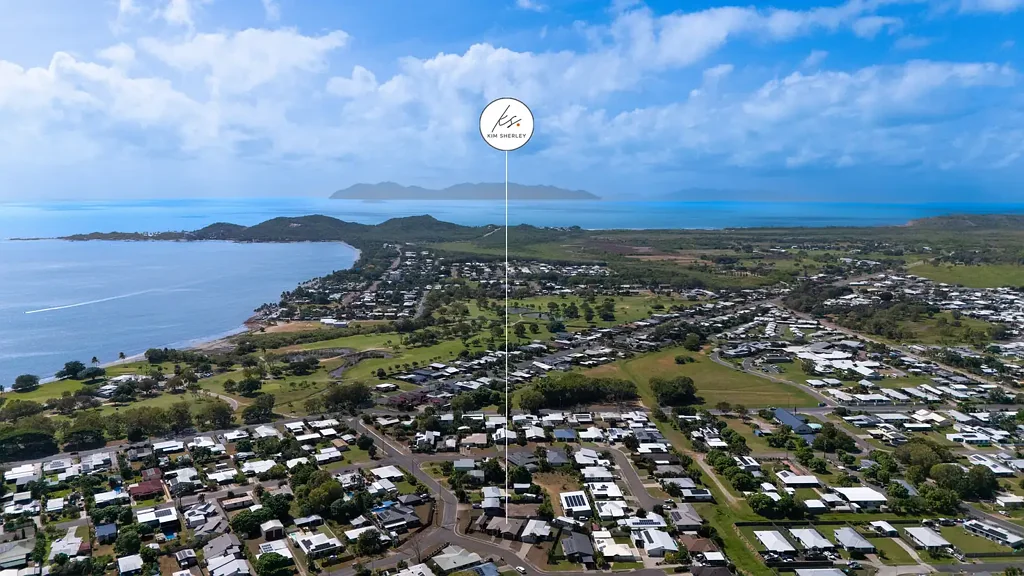 Bowen 3 Bedroom Move-In Ready Coastal Home Near the Golf Course with High Clearance Caravan/Boat Parking