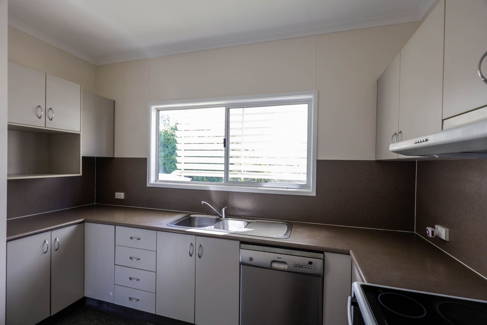 79 MCCOOL ST, MORANBAH QLD 4744, 0 habitaciones, 0 baños, House