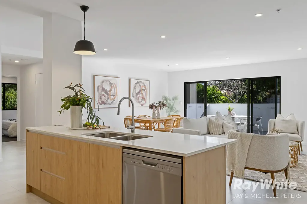 Scarborough 3ਬੈੱਡਰੂਮ A Spacious Coastal Retreat with Study, Storage and Style