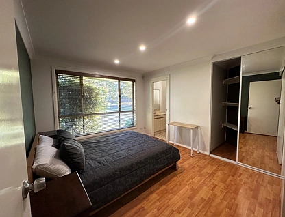 2/13 Claremont Crescent, Hinchinbrook, South Western Suburbs, 4部屋, 2バスルーム, House