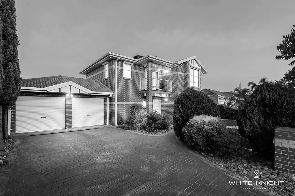 6 Cressida Crescent, Sydenham, VIC 3037