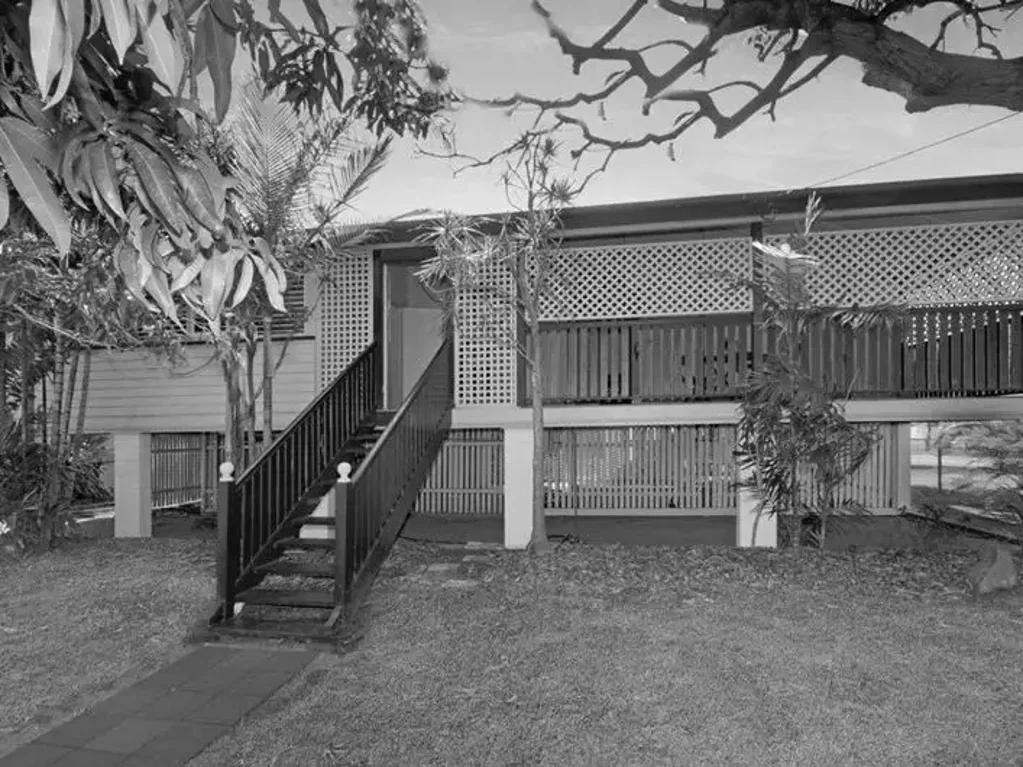 4 Echlin Street, West End, QLD 4810