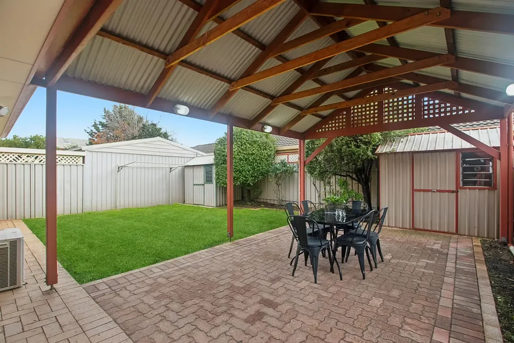 Camden Park 3房  Versatile Torrens Titled Family Living with Multiple Living Zones