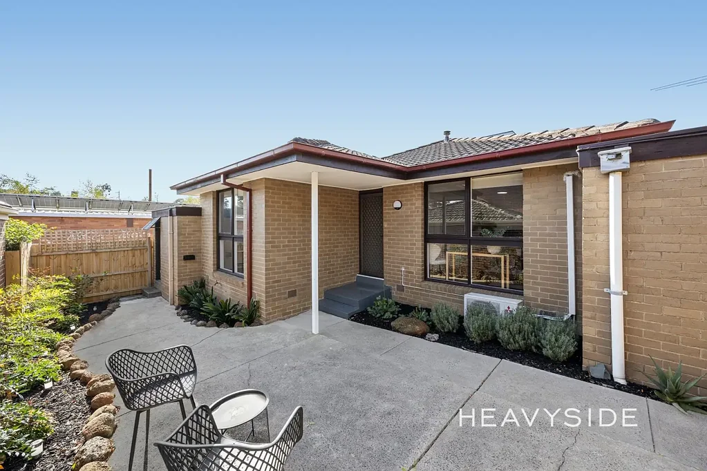 Blackburn 2房  Relaxed Low-Maintenance Living in Leafy Blackburn