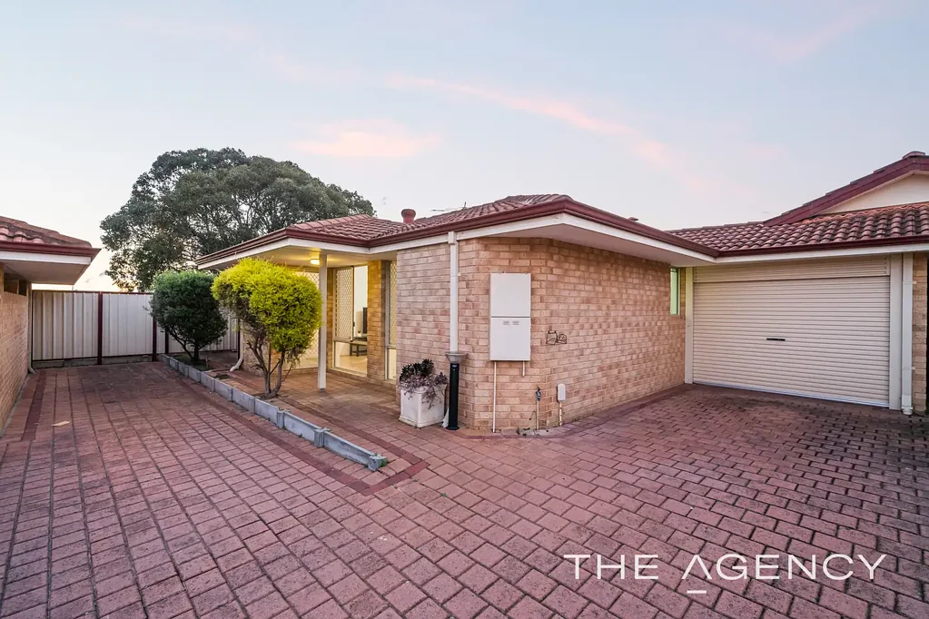 Queens Park 3房  Spacious Villa in Prime Locale!