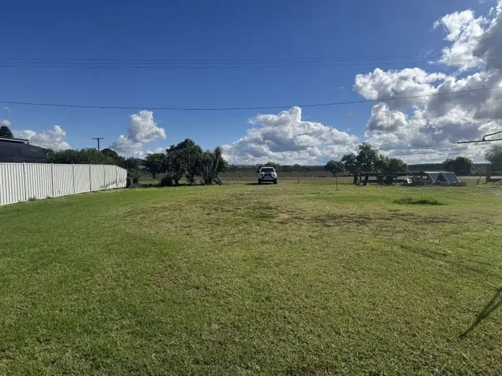 82 Bell Street, Kumbia, QLD 4610