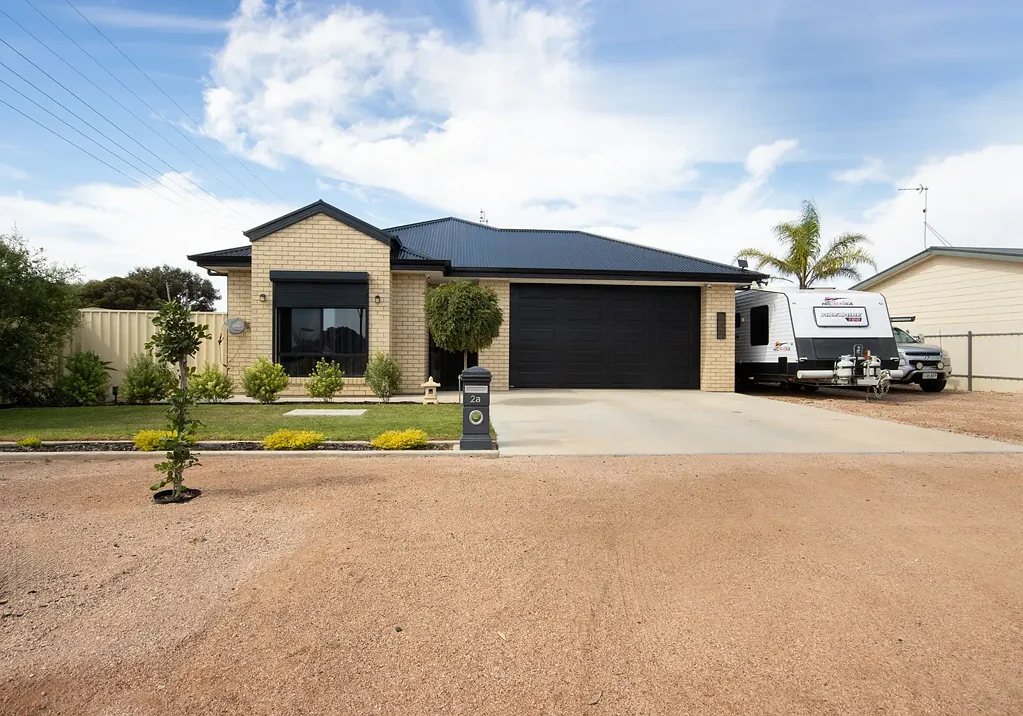 Wallaroo 3침실 UNDER CONTRACT