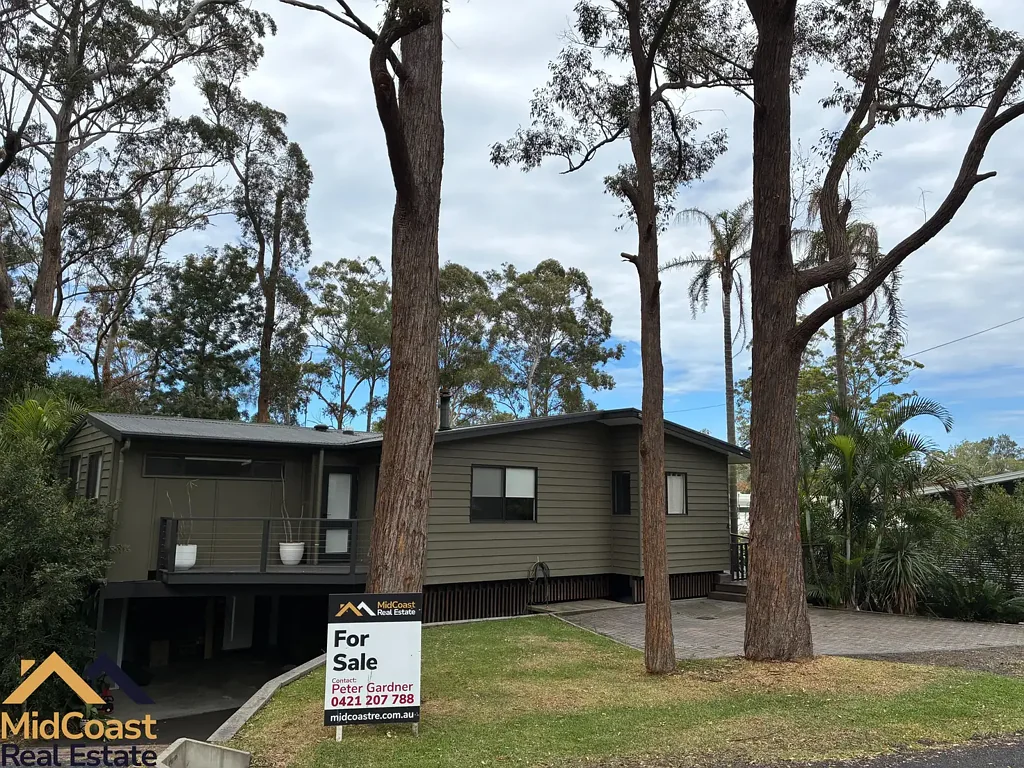 4 Valley Road, Smiths Lake, NSW 2428