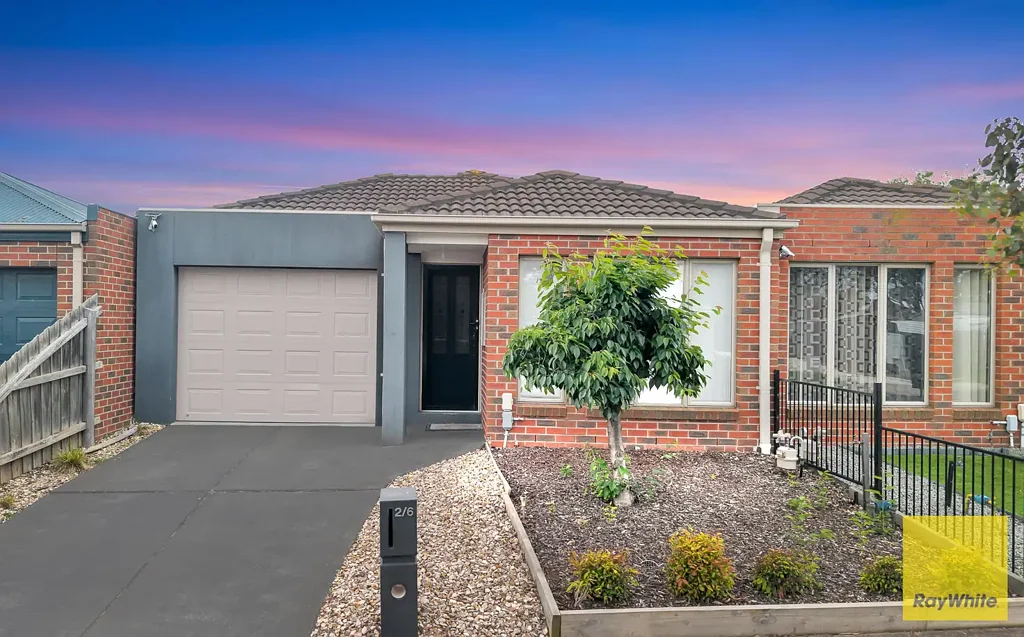 2/6 Harrier Street, Werribee, VIC 3030