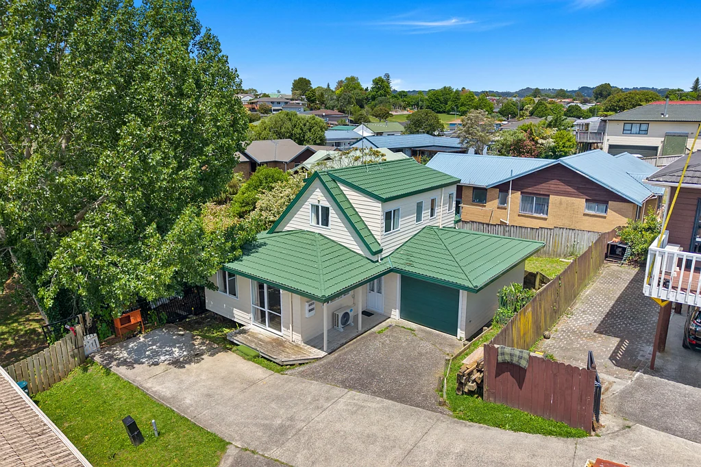 2/30 Forest Hill Road, Henderson, Waitakere City, Auckland