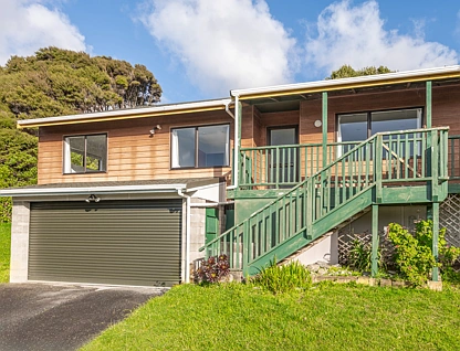 22 Albatross Close, Whitby, Porirua, 3 ਕਮਰੇ, 1 ਬਾਥਰੂਮ, House