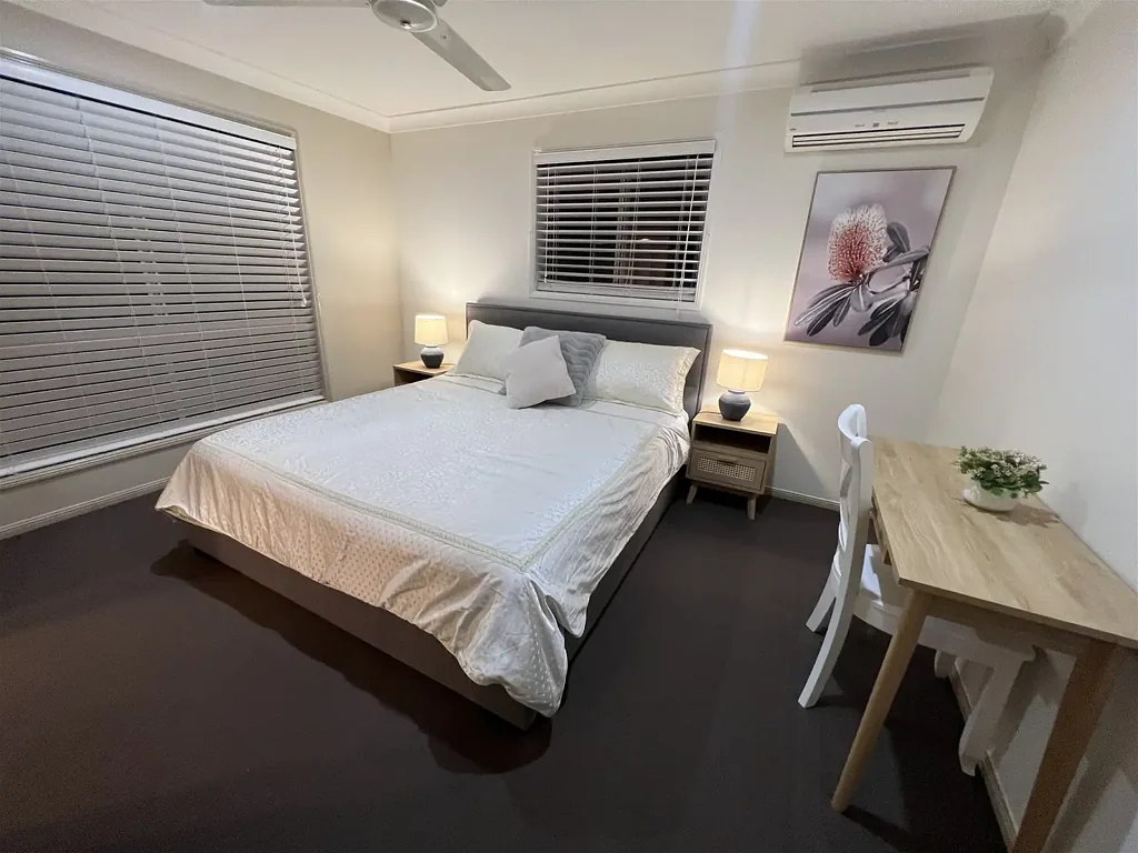 Sandstone Point 3Moenga Sandstone Point beaches & lifestyle